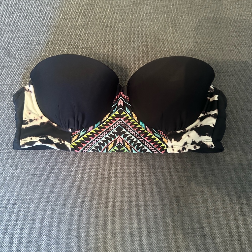 Black and Multicolor Strapless Bikini Top